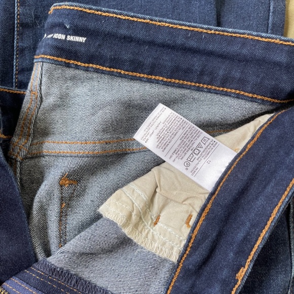 Old Navy Pop Icon Skinny jeans - Picture 2 of 3